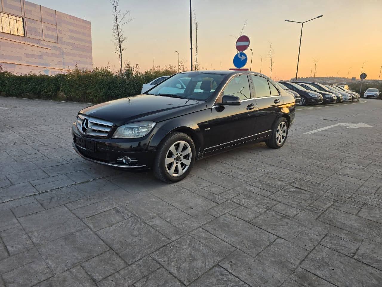 Shitet Fier 5700€