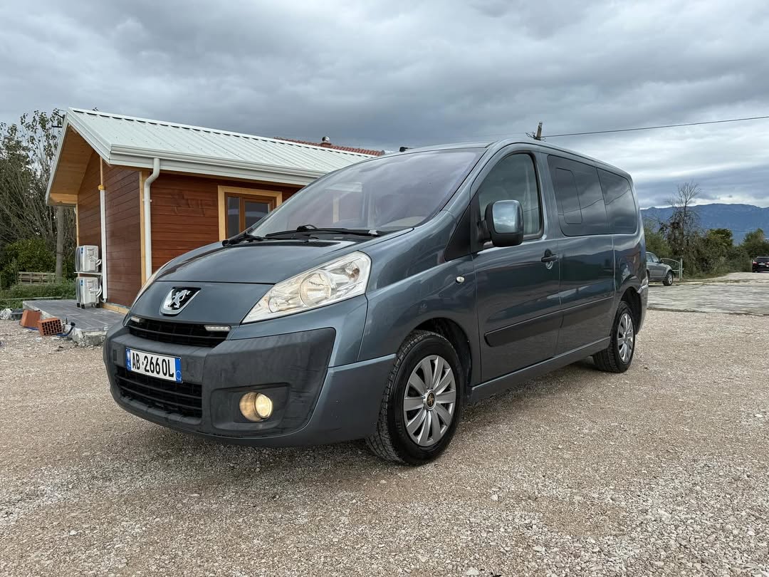 Shitet Tirana 5990€