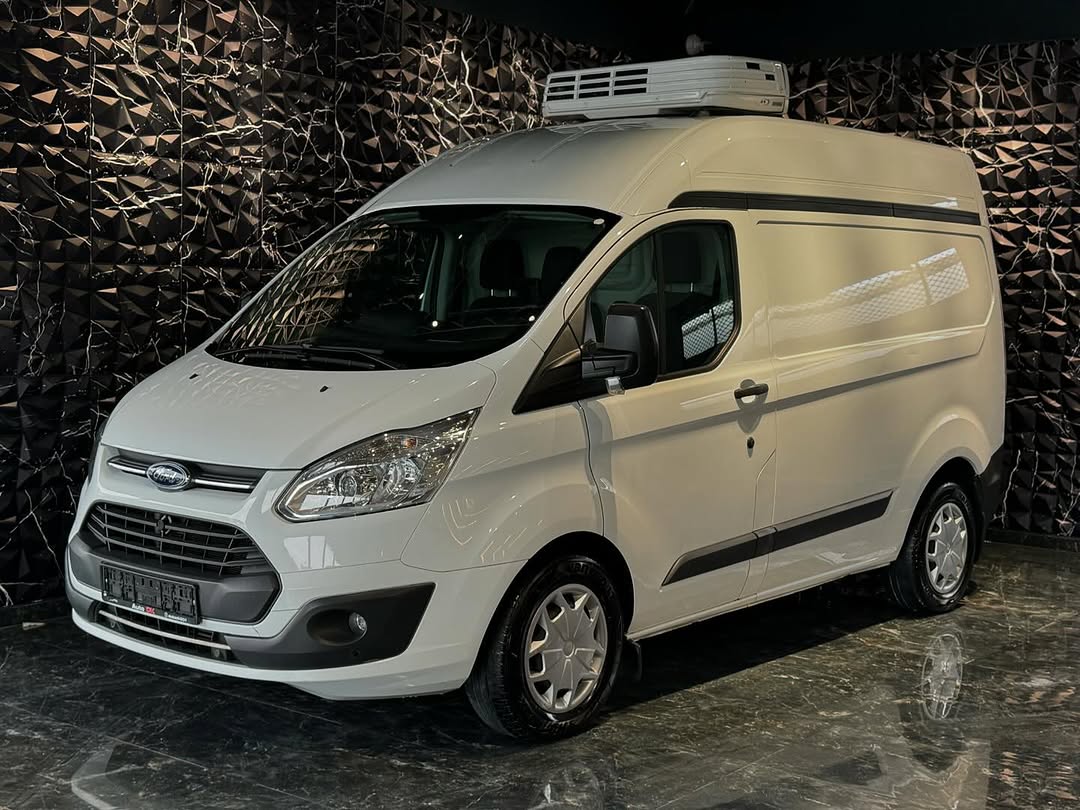 Shitet truckTypes.undefined Elbasan 12700€