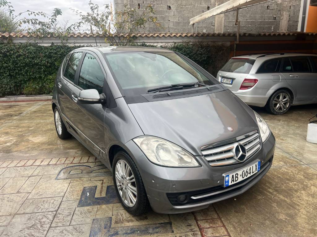 Shitet Tirana 1€